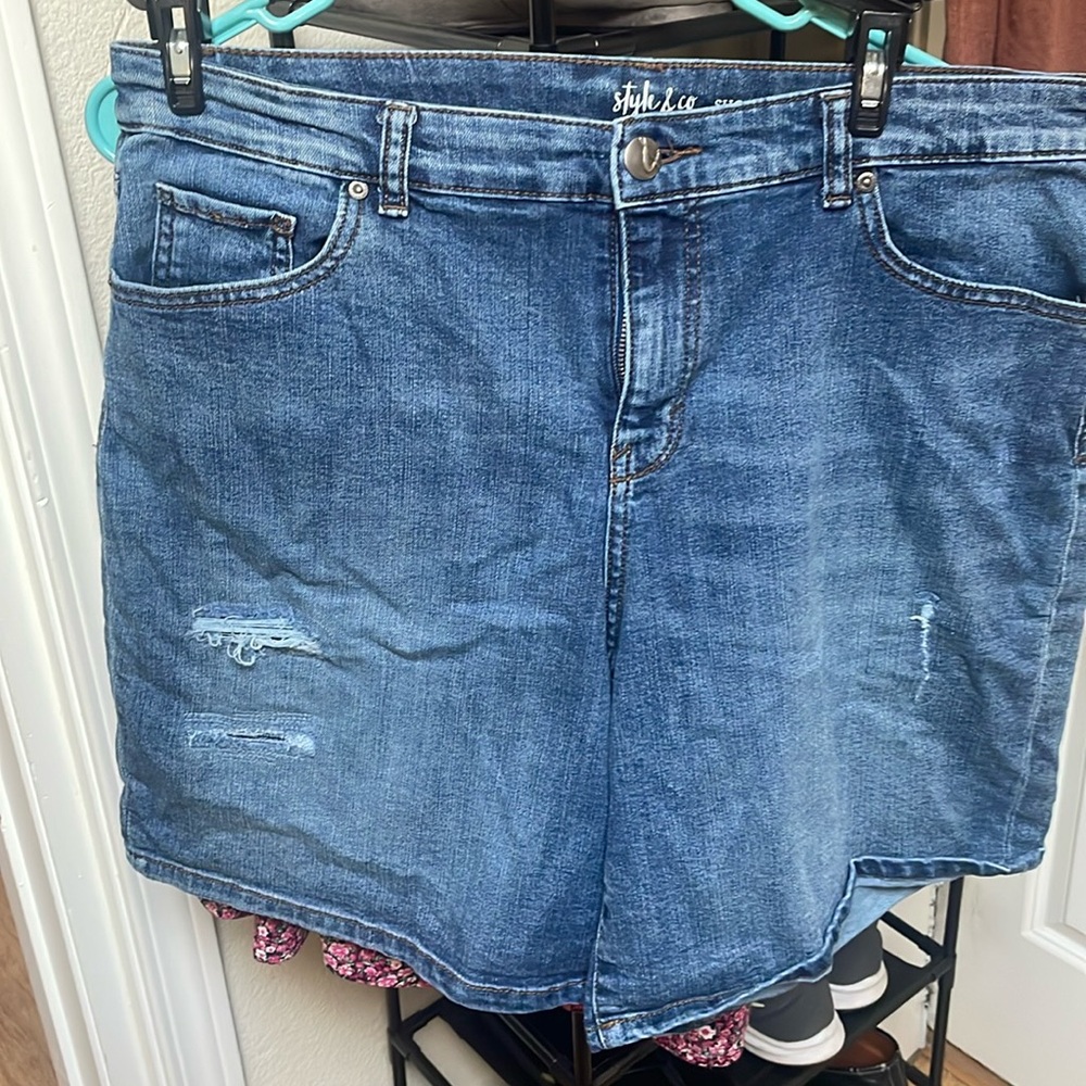 Style & Co shorts
